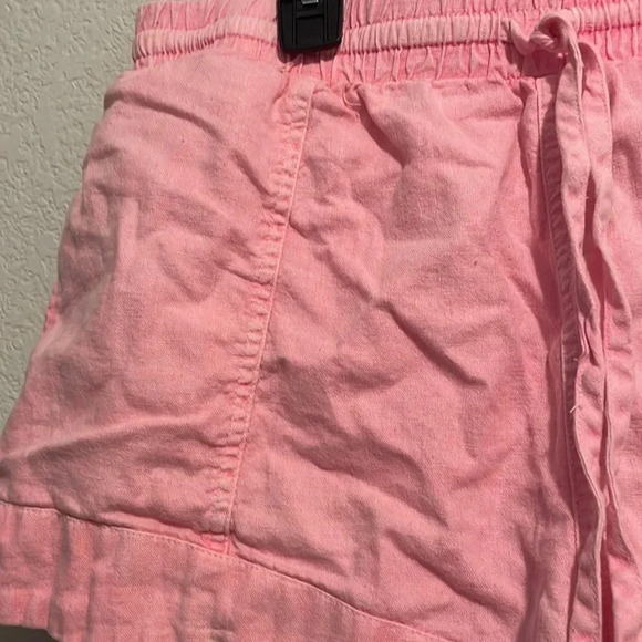Universal Thread neon pink linen blend shorts Medium - Picture 2 of 5
